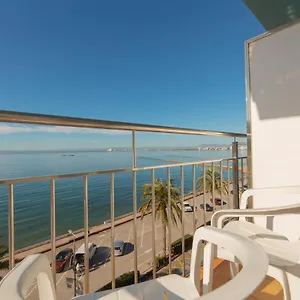 Risech Hotel Roses